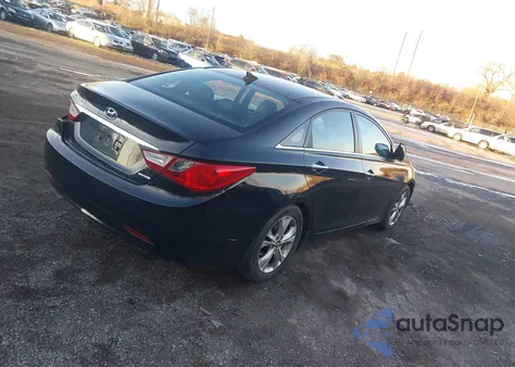 2012 Hyundai Sonata Limited z USA, uszkodzony, nr VIN 5NPEC4AC5CH499351